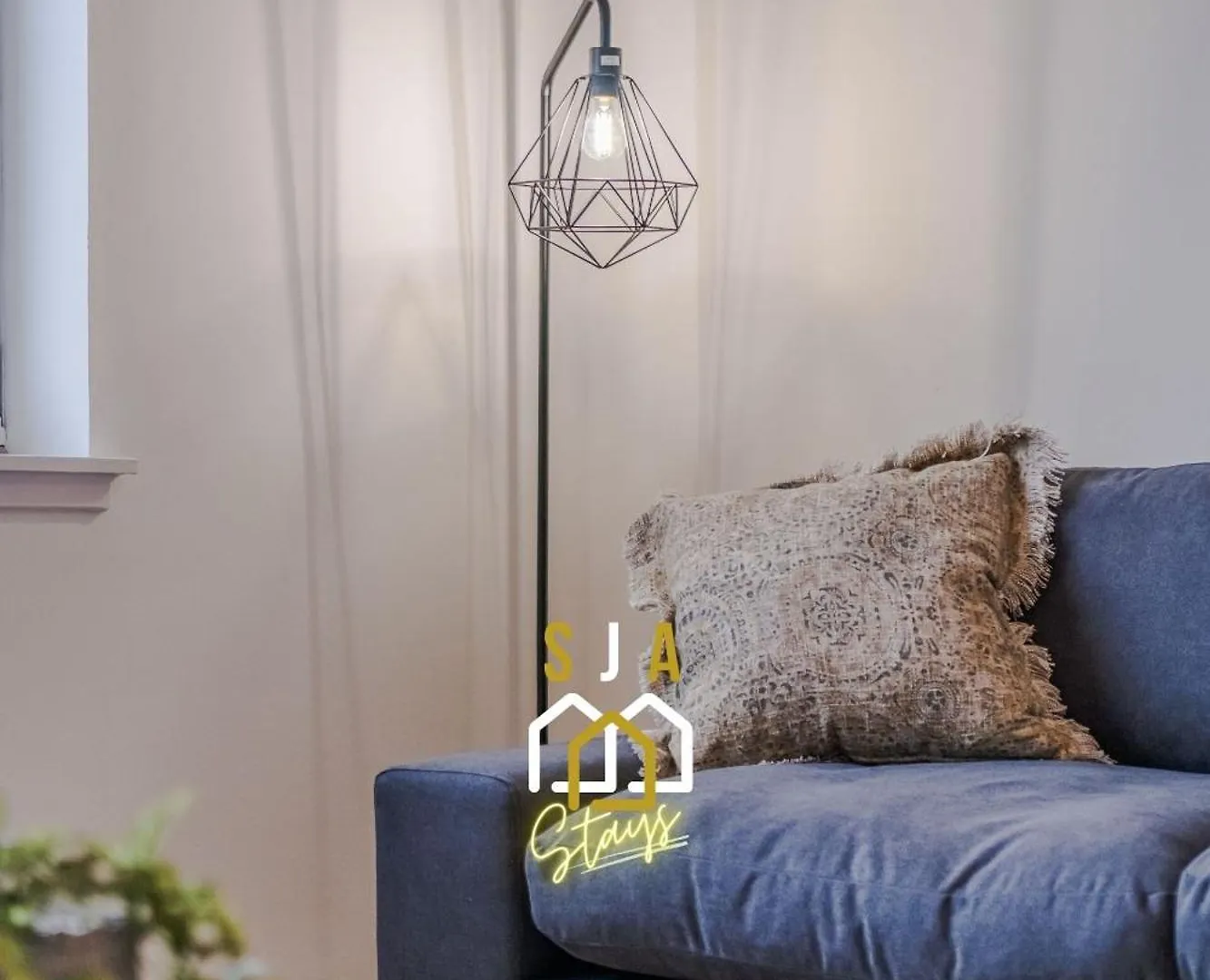 Merkland Stay - Sja Stays - Modern 2 Bed Apartment Aberdeen