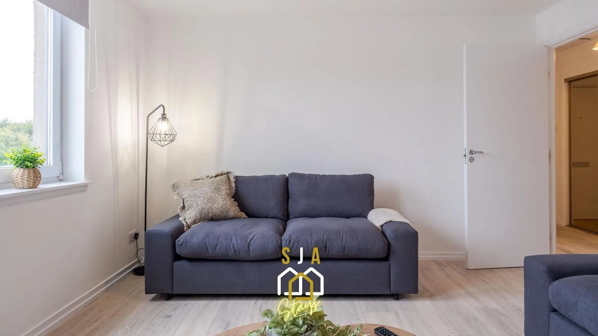 Merkland Stay - Sja Stays - Modern 2 Bed Apartment Aberdeen
